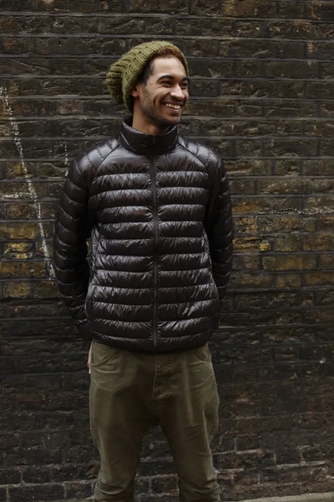 Uniqlo: Uniqlooks — commercial, fashion and portrait photograph in London, UK, frame 41 of 49.